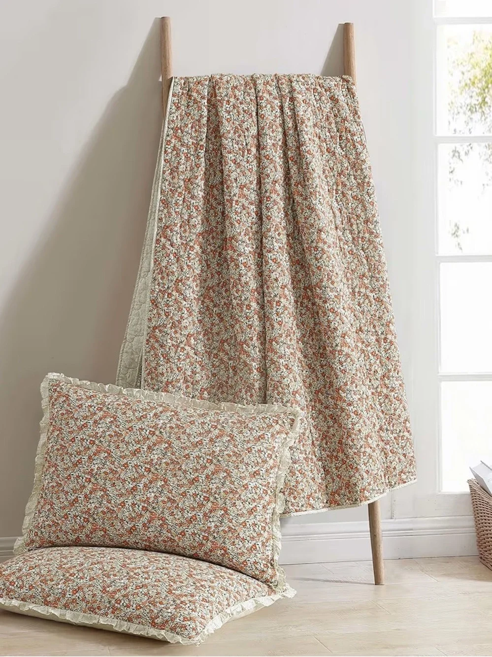 Laura Ashley - King Quilt Set, Lightweight Cotton Loveston Burnt Orange, King)